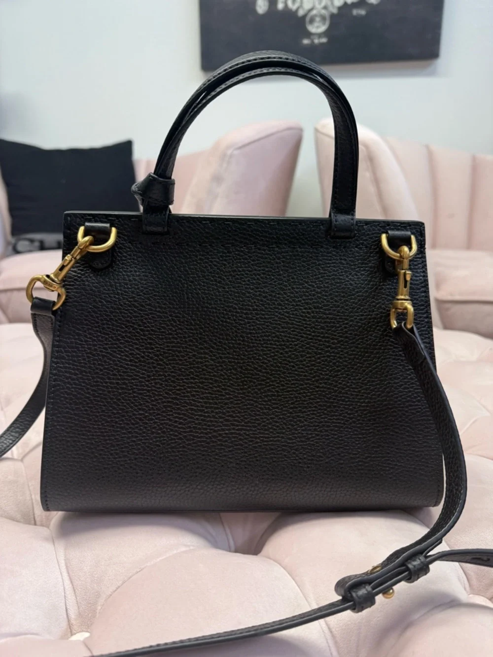 Gucci Black Top Handle Satchel with Gold GG - Picture 3 of 5